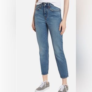 Levi’s Wedgie Icon Fit High Waist Ankle Jeans